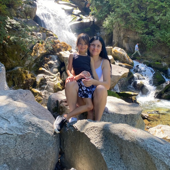 Meet your Posher, Shauna - Picture 3 of 3